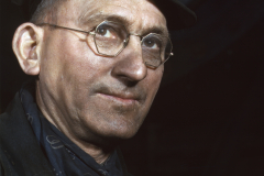 Jack_Delano_-_James_Lynch_a_roundhouse_worker_C__NW_RR